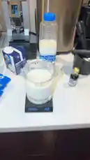 Watch as يُوسف عبدالرحمن demonstrates the simple process of making a delicious Oreo smoothie. This easy recipe shows you how to crush Oreos and blend them with milk for a quick, creamy treat perfect for breakfast or a snack. by @alysf90 with Original Sound by alysf90