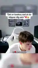 Watch ArtemHamselv react to a viral clip where someone says, 'Det er lowkey sad at du klipper dig selv' ('It's lowkey sad that you cut yourself'). This video captures his immediate reaction and commentary, making it a perfect example of relatable social media content. by @artems-snap with Original Sound by artems-snap