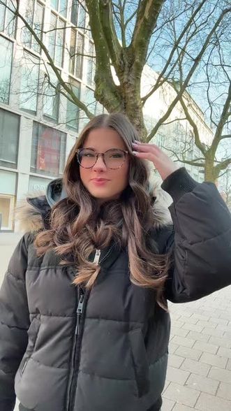 Lilou (@liloussecret) | Snapchat Stories, Spotlight & Lenses