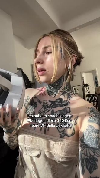 Sophiie 🌞 (@inked_sophiie) Snapchat Stories, Spotlight & Lenses