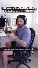Dieses Video zeigt einen Vergleich zwischen den ersten Eindrücken eines Gaming PCs und dem heutigen Spielerlebnis. Der Creator, LeyiiiN, teilt seine Erfahrungen mit verschiedenen Plattformen wie Switch und Steam, diskutiert die Veränderungen im Gaming-Verhalten und stellt die Frage, ob moderne Spiele noch genug Spannung bieten. Ein humorvoller Rückblick auf die Gaming-Geschichte. by @leonr47 with Original Sound by leonr47