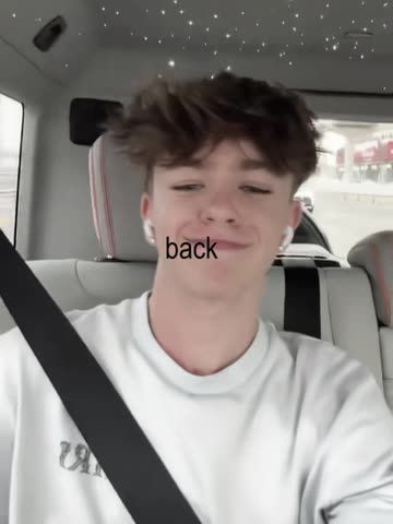 Liam Leigh (@liamleigh) | Snapchat Stories, Spotlight & Lenses