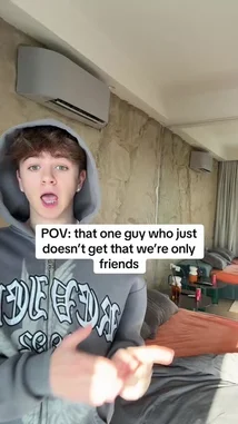 Liam Leigh (@liamleigh) | Snapchat Stories, Spotlight & Lenses