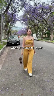 Prada Bae Kun (@pradabaekun) | Snapchat Stories, Spotlight & Lenses