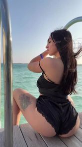 Joannie Ouellet (@jooouellet) | Snapchat Stories, Spotlight & Lenses