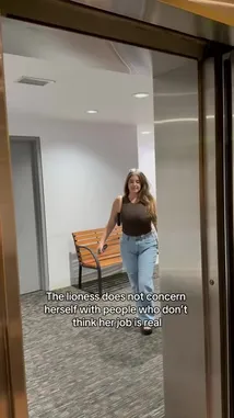 Justine (@justine.bean) | Snapchat Stories, Spotlight & Lenses