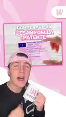 Un giovane esperto di guida ti mostra come cambiare l'esame della patente in Italia. In questo video informativo e diretto, impara i passaggi chiave per aggiornare il tuo documento di guida con il nuovo formato europeo. Un tutorial essenziale per tutti i conducenti che desiderano essere aggiornati sulle ultime normative. by @webboh.it with Original Sound by webboh.it