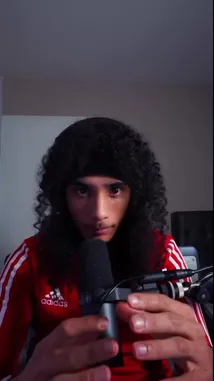 In this clear and concise tutorial, YouTuber Ipposen breaks down the process of applying for a French visa. He uses on-screen text to guide viewers through key steps like preparing documents and submitting your application, making it easy to understand. by @ipposen.snap with ipposen.snap by Original Sound