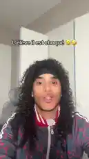 This short-form content features Ipposen laughing heartily before transitioning into a humorous clip of a cat climbing a rope. The video includes text overlays like 'L'élève il est choqué' and ends with a QR code, creating an engaging and shareable moment. by @ipposen.snap with ipposen.snap by Original Sound