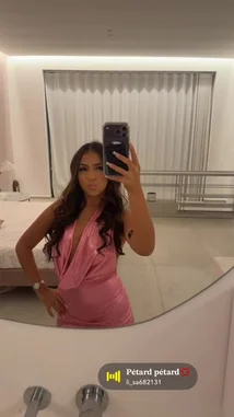 Kayliah à la Queen House (@kayliah_am) | Snapchat Stories, Spotlight ...
