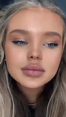 Veronica Zolotova (@zolotovaworld) | Snapchat Stories, Spotlight & Lenses