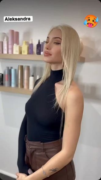 aleksandraverse (@aleksandraverse) Snapchat Stories, Spotlight & Lenses