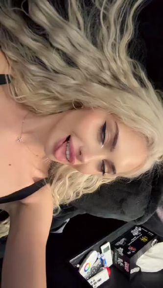 aleksandraverse (@aleksandraverse) | Snapchat Stories, Spotlight & Lenses