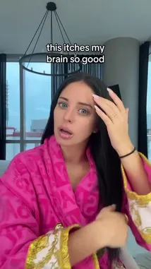 Camilla Araujo (@camilla_classy) Snapchat Stories, Spotlight & Lenses