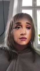 Preview for a Spotlight video that uses the Ariana Grande Lens