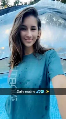 Beri Galaxy (@berry_galaxy9) | Snapchat Stories, Spotlight & Lenses