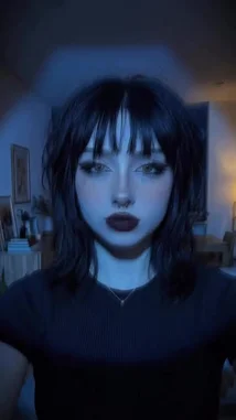 Eva Goth (@eva_goth20) | Snapchat Stories, Spotlight & Lenses