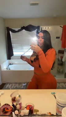 Isssahoneey (@issssahoneey) | Snapchat Stories, Spotlight & Lenses