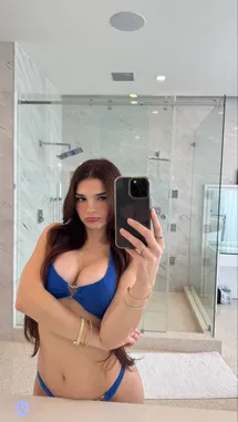 Summer Iris (@summerxxiris) | Snapchat Stories, Spotlight & Lenses