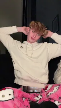 Henry Metz (@henrycmetzger) | Snapchat Stories, Spotlight & Lenses