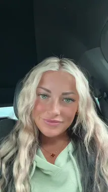 Arizona Mae (@arizona.ae) | Snapchat Stories, Spotlight & Lenses