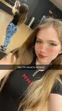 Eva Langwin (@evalangwin) Snapchat Stories, Spotlight & Lenses