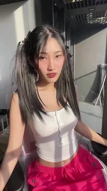 Yumiko Izumi (@theyumikoizumi) | Snapchat Stories, Spotlight & Lenses