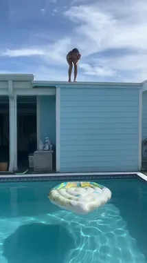 Ana Khalifa (@itzanak) | Snapchat Stories, Spotlight & Lenses