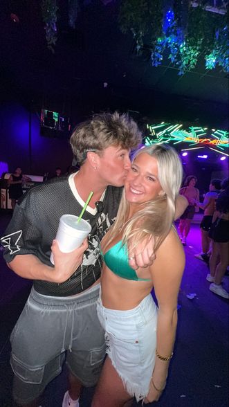 Noah Danenhower (@itsnoah.d69) Snapchat Stories, Spotlight & Lenses