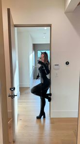 Sondra Blust (@sondra.blust) Snapchat Stories, Spotlight & Lenses