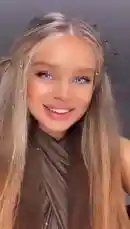 Veronica Zolotova (@zolotovaworld) | Snapchat Stories, Spotlight & Lenses