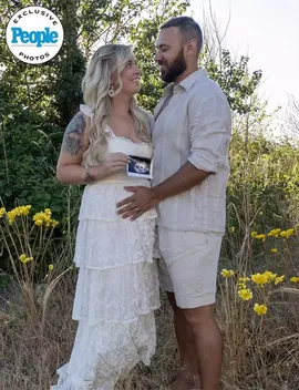 The Blonde Brewer (@theblondebrewer) | Snapchat Stories, Spotlight & Lenses