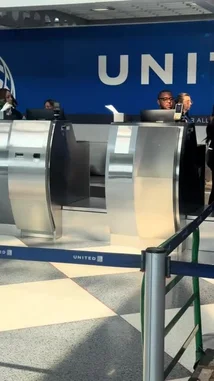 Join Stephanie as she shares her day with United Airlines. The video captures her arrival at the airport, checking in at the gate, boarding the aircraft, and spending time with her flight crew colleagues. It's a behind-the-scenes look at a flight attendant's experience, from the bustling terminal to the quiet moments before takeoff. by @stephaniruizzz with Original Sound by stephaniruizzz