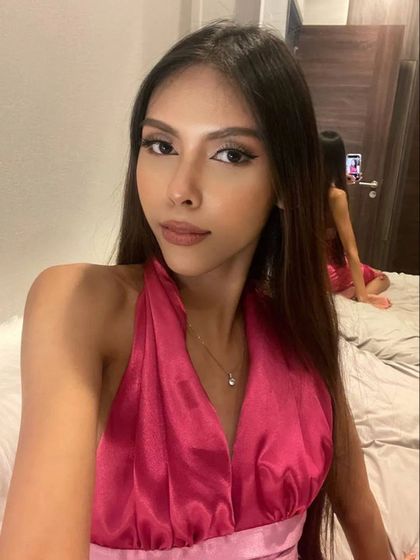 Allie Asia (@theallieasia) | Snapchat Stories, Spotlight & Lenses