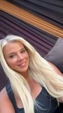 Luxy Dutch (@itsluxydutch) Snapchat Stories, Spotlight & Lenses