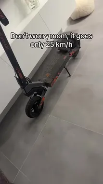 This short clip from Vepace shows a KuKihn electric scooter being tested. The video starts with text claiming it 'only goes 25 km/h,' but then reveals its speedometer hitting 60 km/h in first gear, creating a humorous contrast. by @vepace with Original Sound by vepace