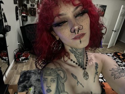 𝔇𝔞𝔡𝔡𝔶 𝔏𝔢𝔵 🐐 (@goat_spitt) Snapchat Stories, Spotlight & Lenses