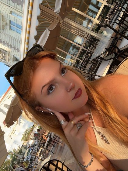 Roux Roux (@rouxrouxxx) Snapchat Stories, Spotlight & Lenses