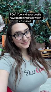 Julia Ain (@qveenjuliaaa) Snapchat Stories, Spotlight & Lenses