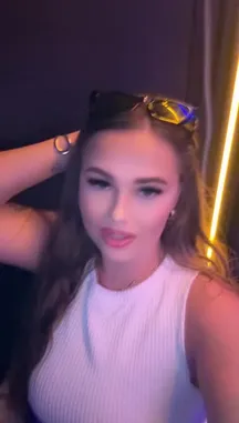 richh des (@theonlyrichhdes) | Snapchat Stories, Spotlight & Lenses