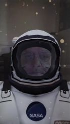 Preview for a Spotlight video that uses the Astronaut Lens