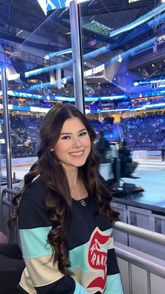 Shayna Loren (@shayna_loren) Snapchat Stories, Spotlight & Lenses