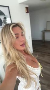 Jadelyn (@jadelynmusic) | Snapchat Stories, Spotlight & Lenses