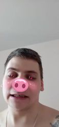 Preview for a Spotlight video that uses the Piggy Lens