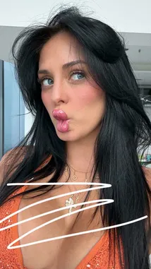 Camilla Araujo (@camilla_classy) | Snapchat Stories, Spotlight & Lenses