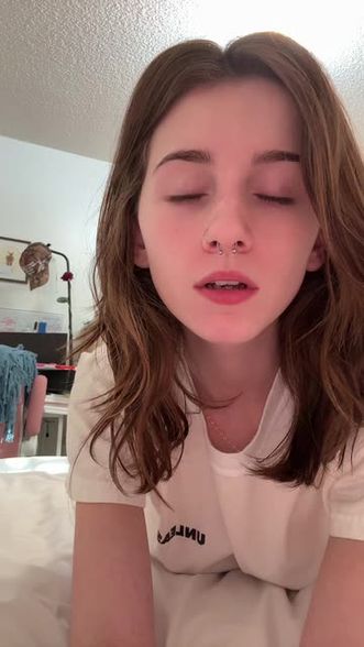 Willow :) (@willow.jc) | Snapchat Stories, Spotlight & Lenses