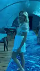 Adrianna Eves (@adrieves) Snapchat Stories, Spotlight & Lenses