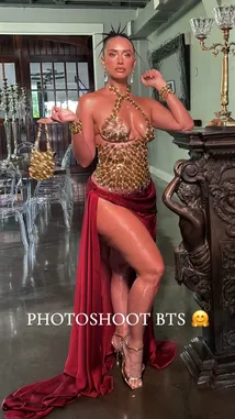 YesJulz (@yesjulz) | Snapchat Stories, Spotlight & Lenses