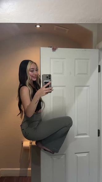 ivy ball (@ivyball) Snapchat Stories, Spotlight & Lenses