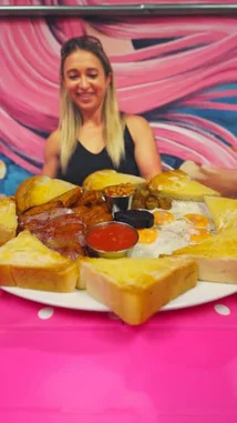 Katina Eats Kilos (@katinaeats) | Snapchat Stories, Spotlight & Lenses